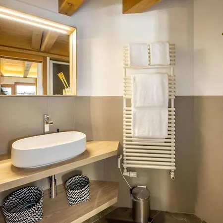 Apartment Haus Genepy *
